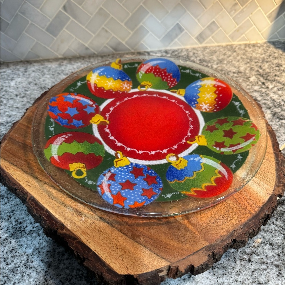 Fused glass Christmas ornament plate